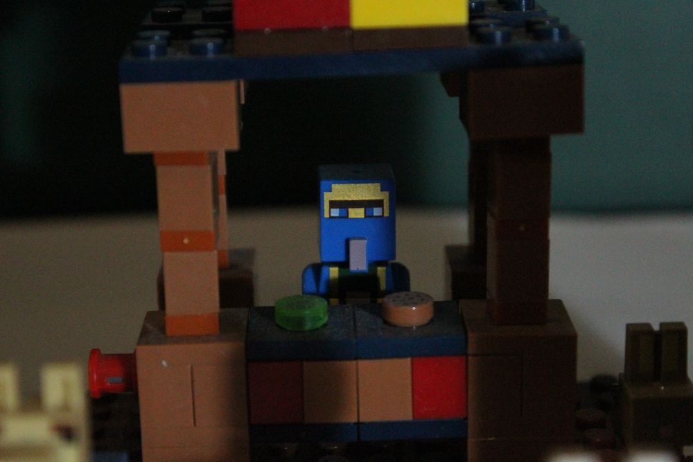 Logo Minecraft "Торговый пост" конструктор