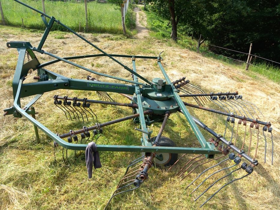 Сеносъбирачка DEUTZ FAHR