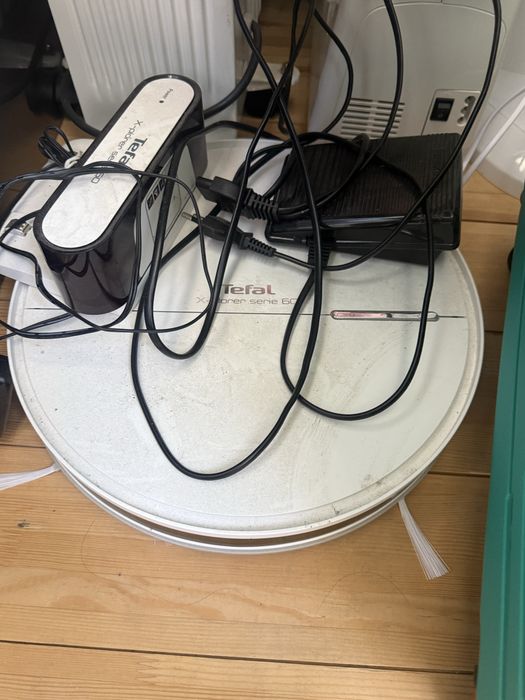 Робот пылесос tefal
