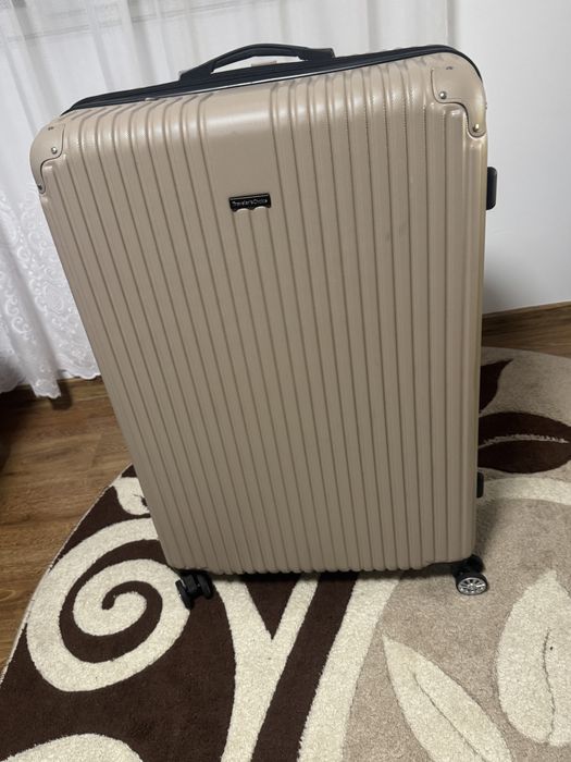 Geamantan mare rezistent Travel Choice – stare foarte bună