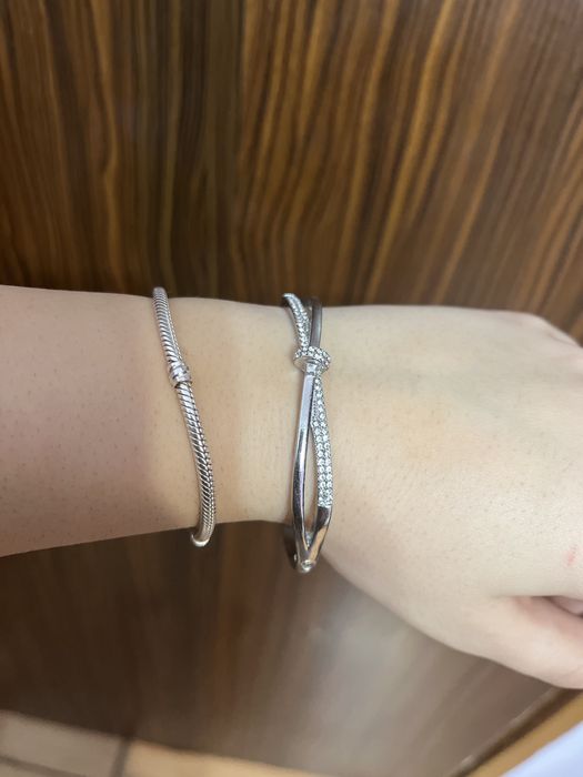 Дамска твърда гривна