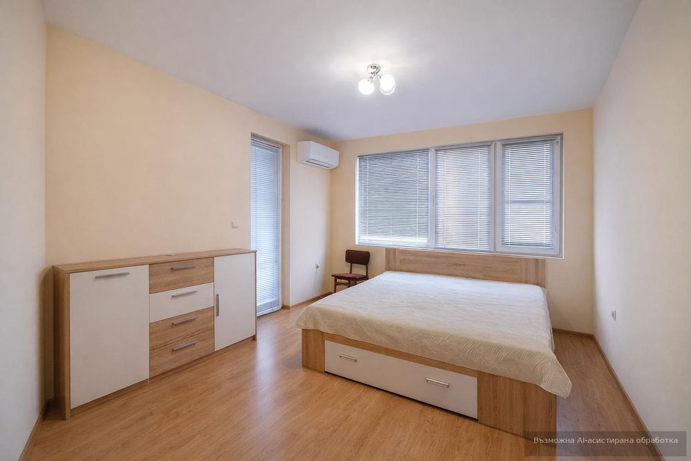 Тристаен апартамент под наем в Център