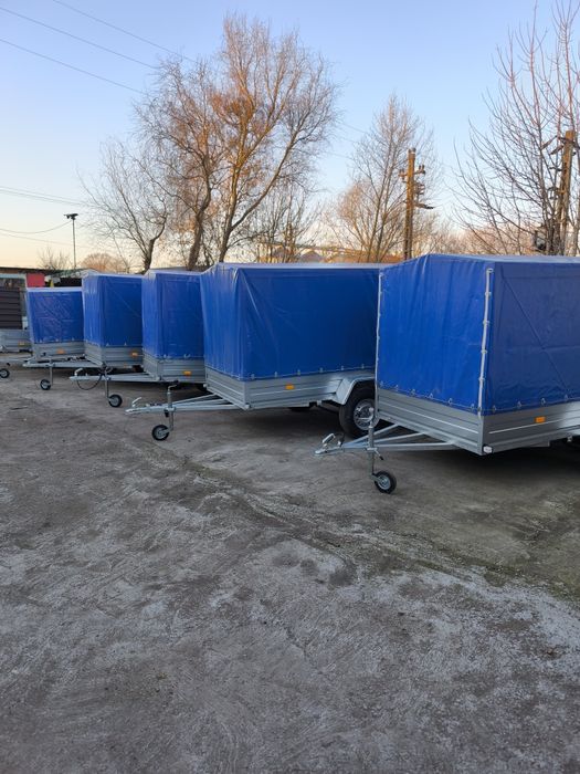 Inchirieri trailere remorci,inchiriez remorca.trailer,platforme 6m 4m5,8m închirieri trailer trailer de închiriat  remorca 750kg trailer 2.7t 5m