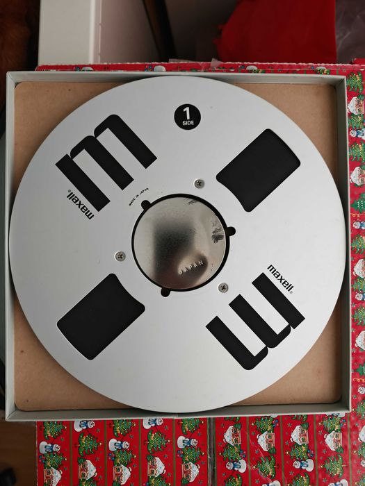 Vand o banda de magnetofon Maxell UD XL 35-180B