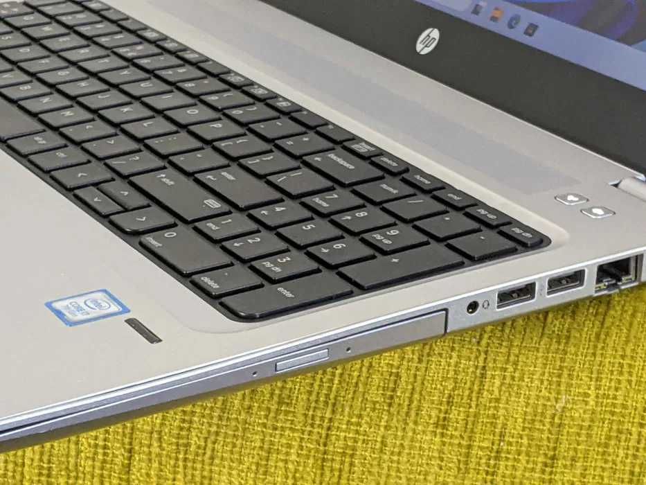 Laptop HP ProBook 450 G4, Intel Core i7-7500u 2.70GHz, 8GB DDR4, 250GB SSD