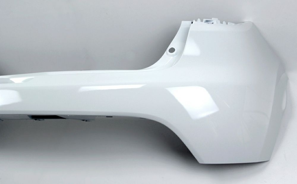 Bara spate noua vopsita alb cod vopsea 369 Renault Clio 2012 - 2019