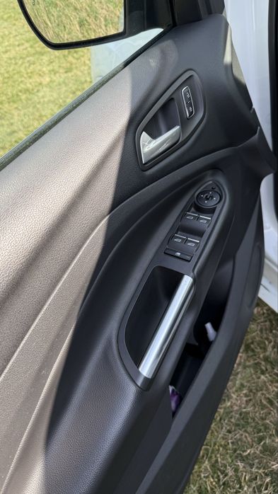 Vand Ford Kuga Ecoboost benzina