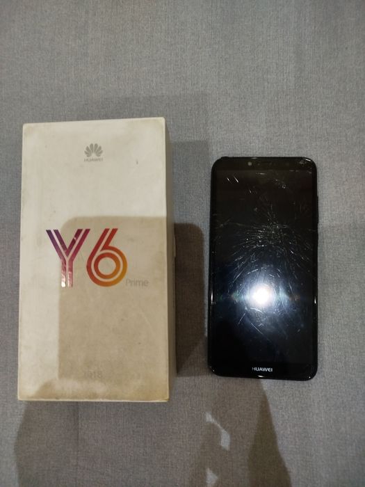 Huawei Y6 prime.