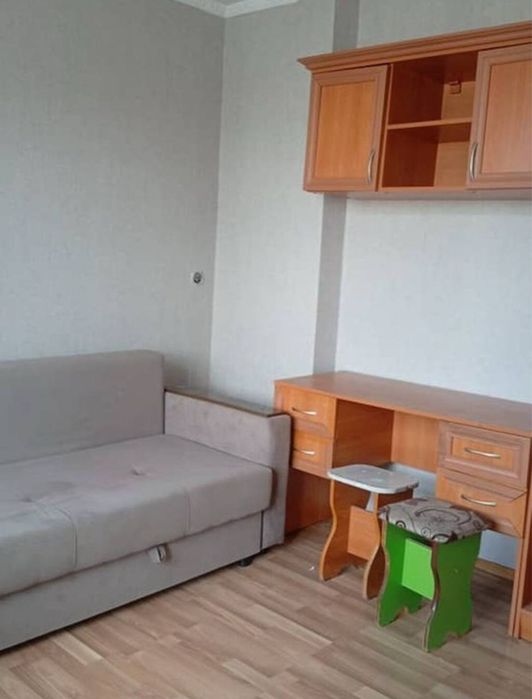 Продам квартиру 3/3/4 рядом с метро бий