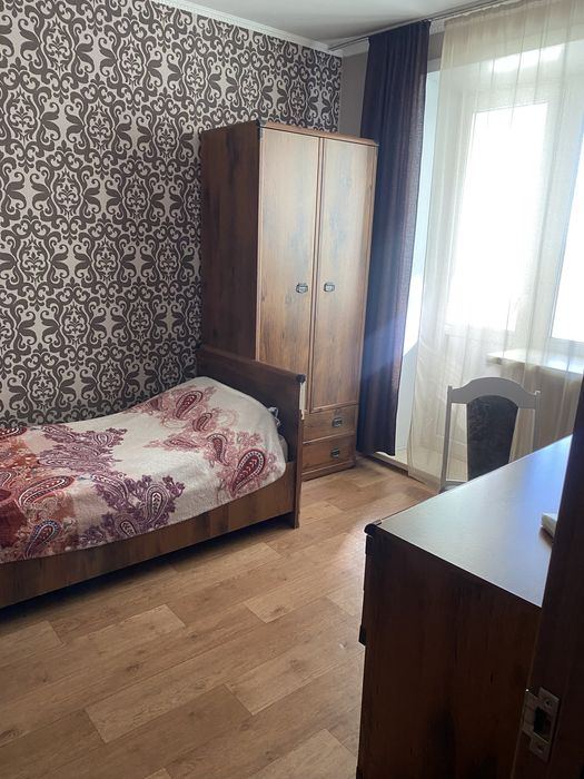 Продам 4 комн квартиру н/пл