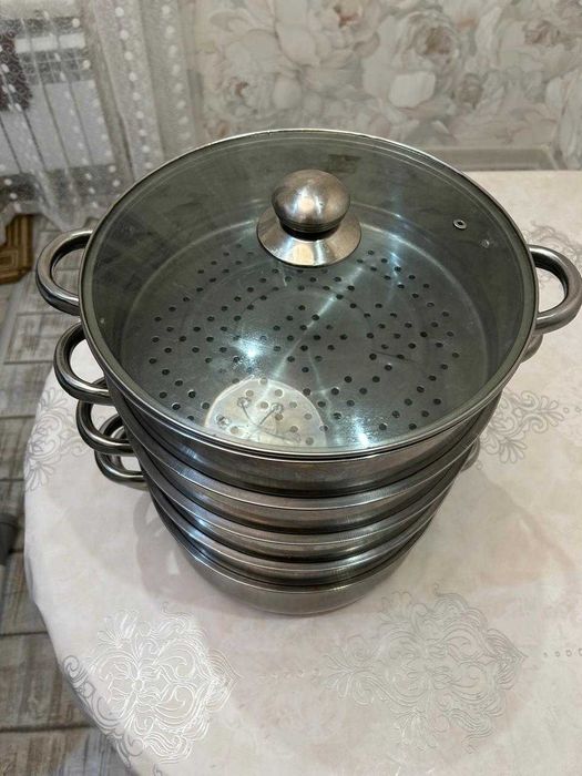 Мантоварка. Четыре яруса, в хорошем состоянии