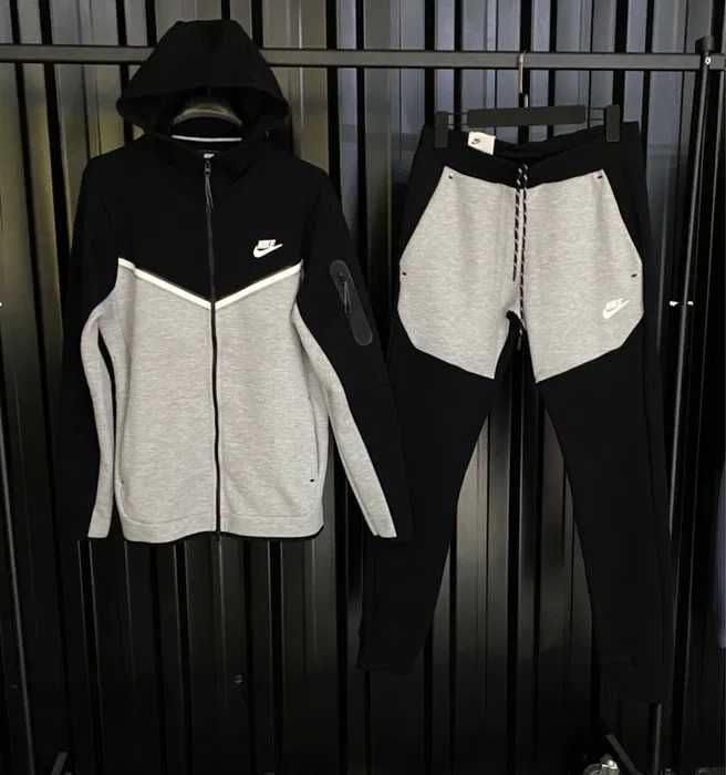 Trening Nike Tech Gri cu Negru l Barbati