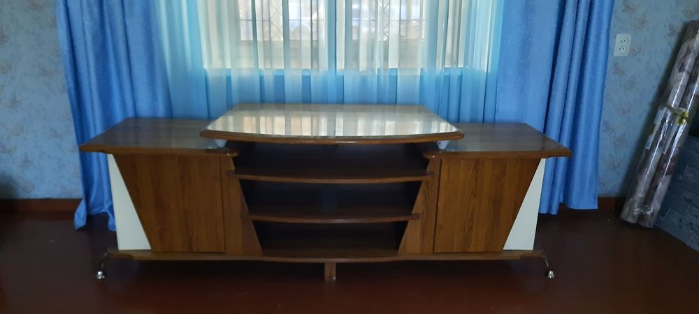 Тумба под тв зону