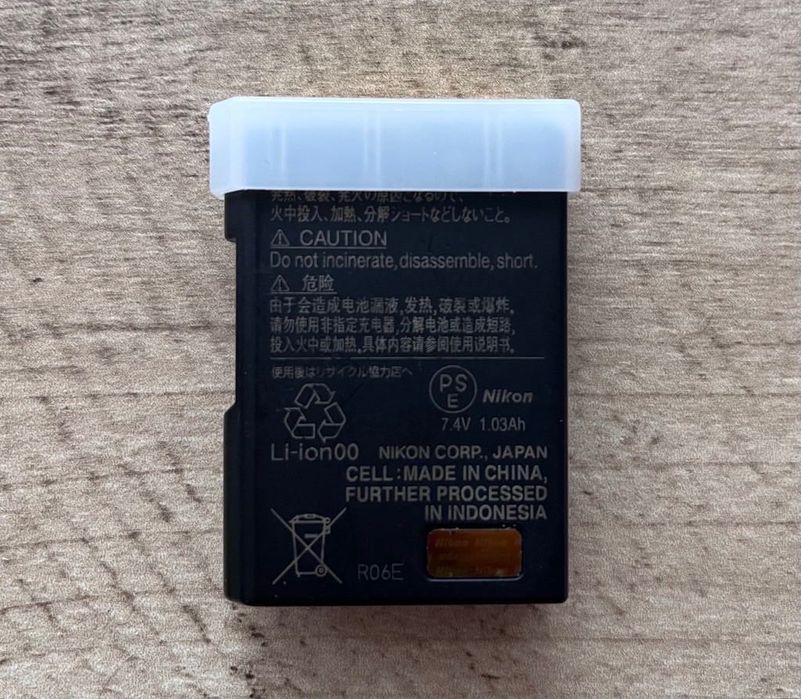 Фотоапарат Nikon D3100 DSLR с два обектива – в отлично състояние