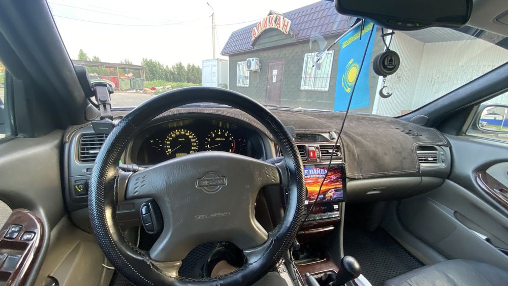 Продам автомобиль максима