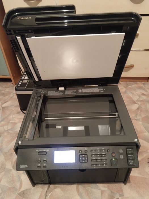 Продам принтер Canon mf4730