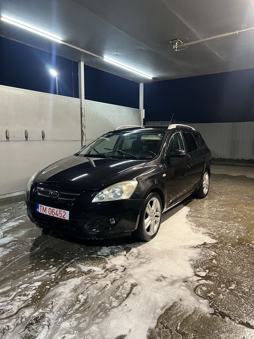 Kia Ceed 1.6 CRDi – Climatronic / Pilot Automat / Comenzi Volan / 2010