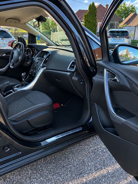 Opel Astra Break 2012  1.7 Diesel Full Option