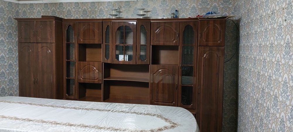 Стенка пяти секционная