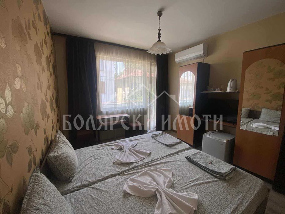 Дава се под наем Тристаен апартамент в Велико Търново, Център - 90 кв.м за 410 € - Снимка #3