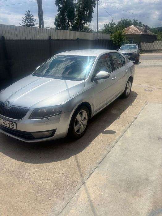 SKODA Octavia 2014 — imagine 4