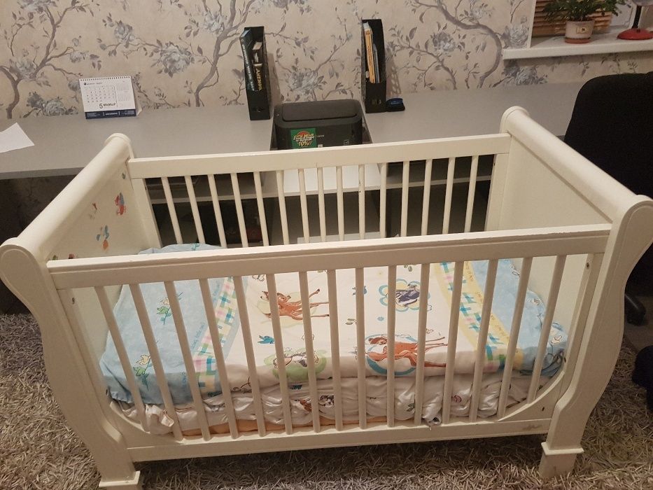 Детская кроватка, манежка, кровать