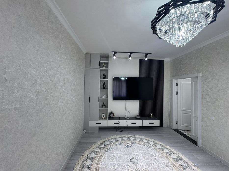 Tayyor remontdan chqqan kvartira sotiladi