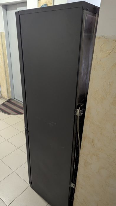 Холодильник Бирюса W133 с документами

OTC)