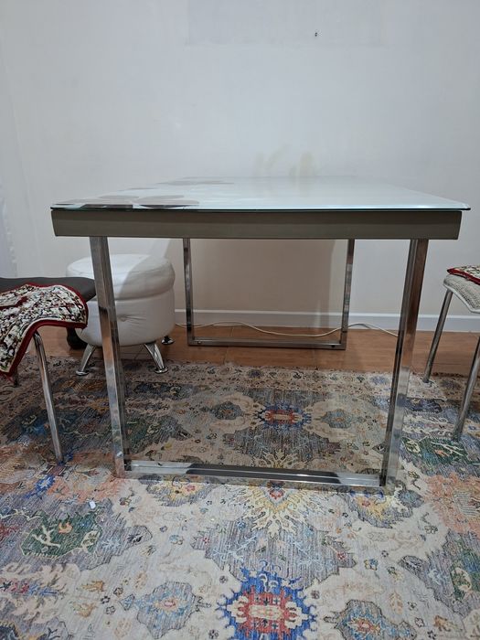 Продам кухонный стол