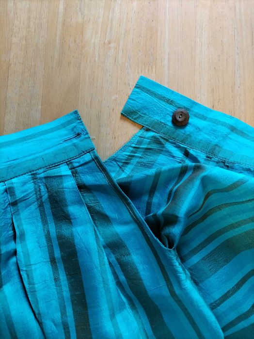 Pantaloni Poupee, din matase naturala 100%, de culoare turcoaz, mar M- 38, noi