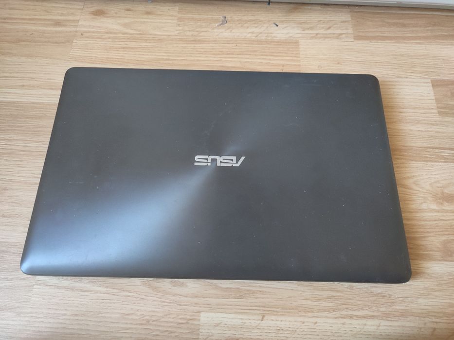 Laptop Gaming Asus F750L - i5-4200u/ 8gb RAM/ 256gb/Nvidia GT 740m 2gb