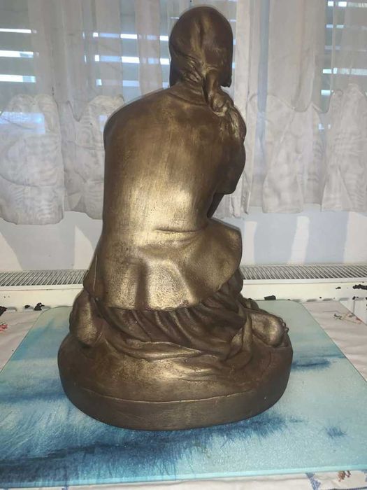 Statuie tarancuta din lut