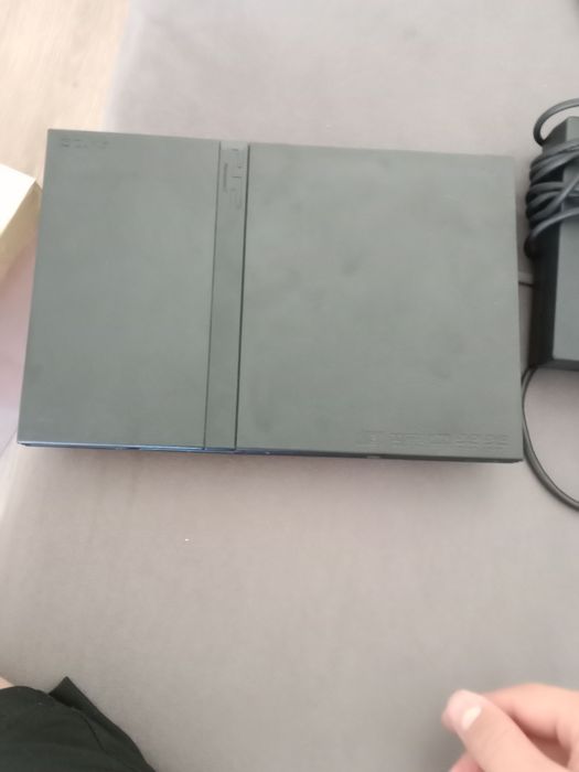 Продам срочно плейш тесень