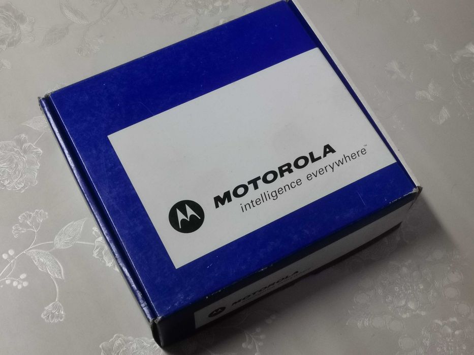 vand Statie portabila MOTOROLA GP240 in cutie originala - NOUA