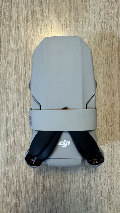 Дрон DJI mini 2 fly more combo