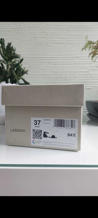 Нови сандали Lasocki естествена кожа, 37/38