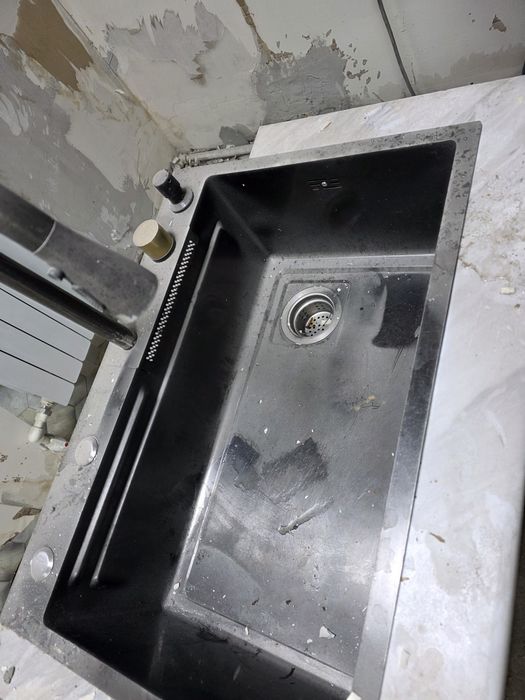Продам мойку на кухню