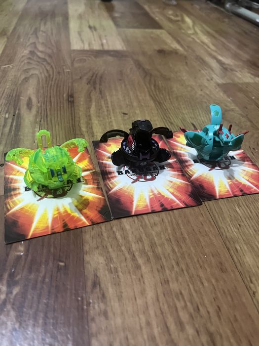 Игрушки Бакуган.