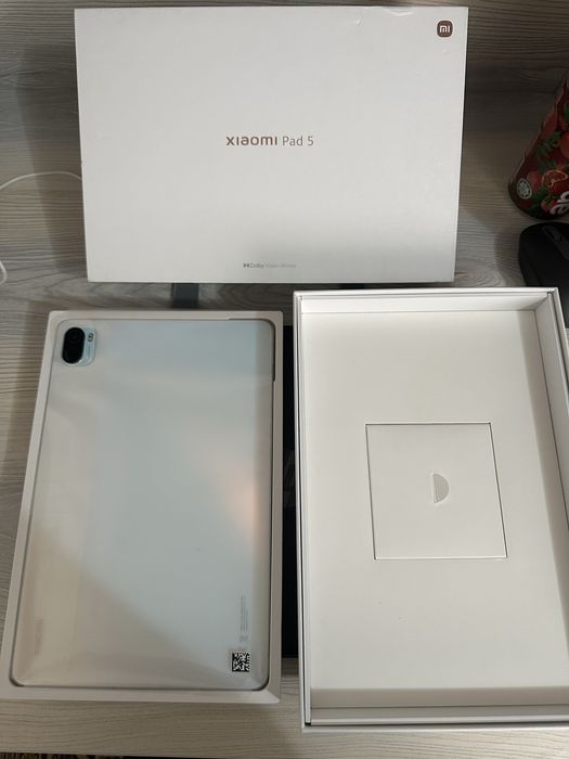 Планшет Xiaomi Pad 5 (8GB / 128GB)