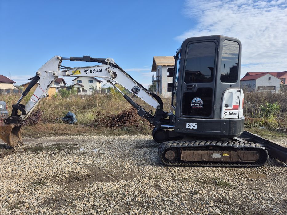 Miniexcavator Bobcat E35