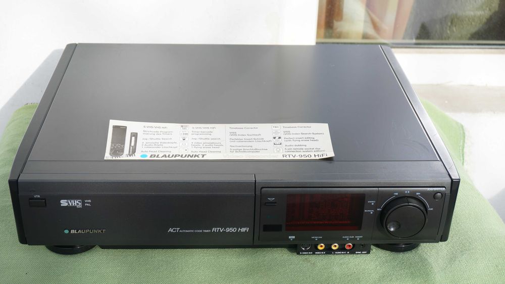 Video recorder S-VHS Blaupunkt RTV-950 (Panasonic NV-FS200)
