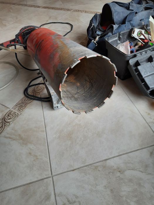 Gaura hota aerisire centrala recuperator caldura prin carotare