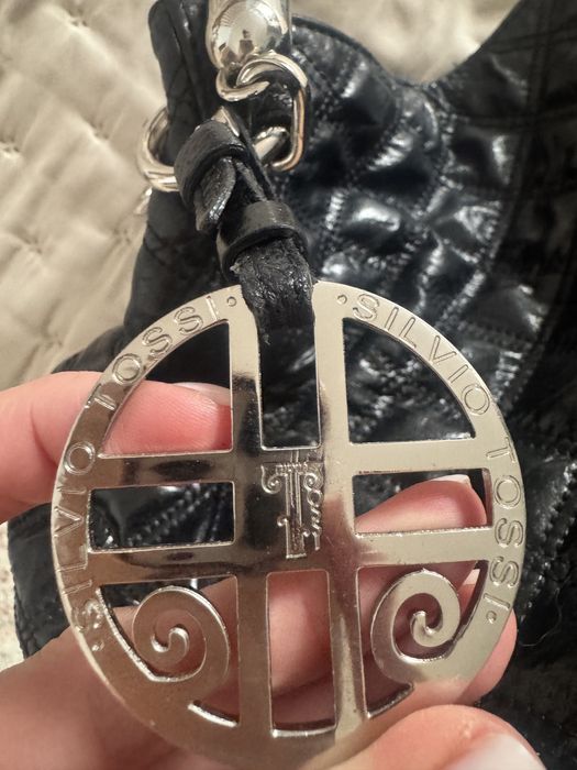 Кожаная сумка черная Silvio Tossi