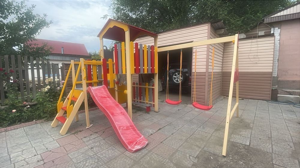 Продам детскую площадку
