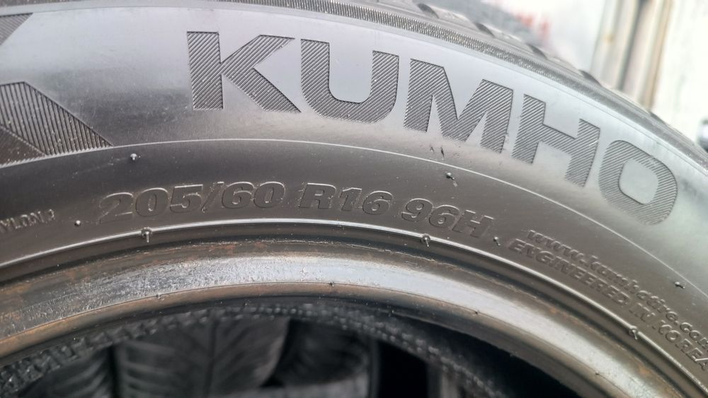 205/60/16 Kumho Дот 2722