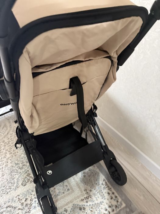 прогулочную коляску Easywalker Jackey