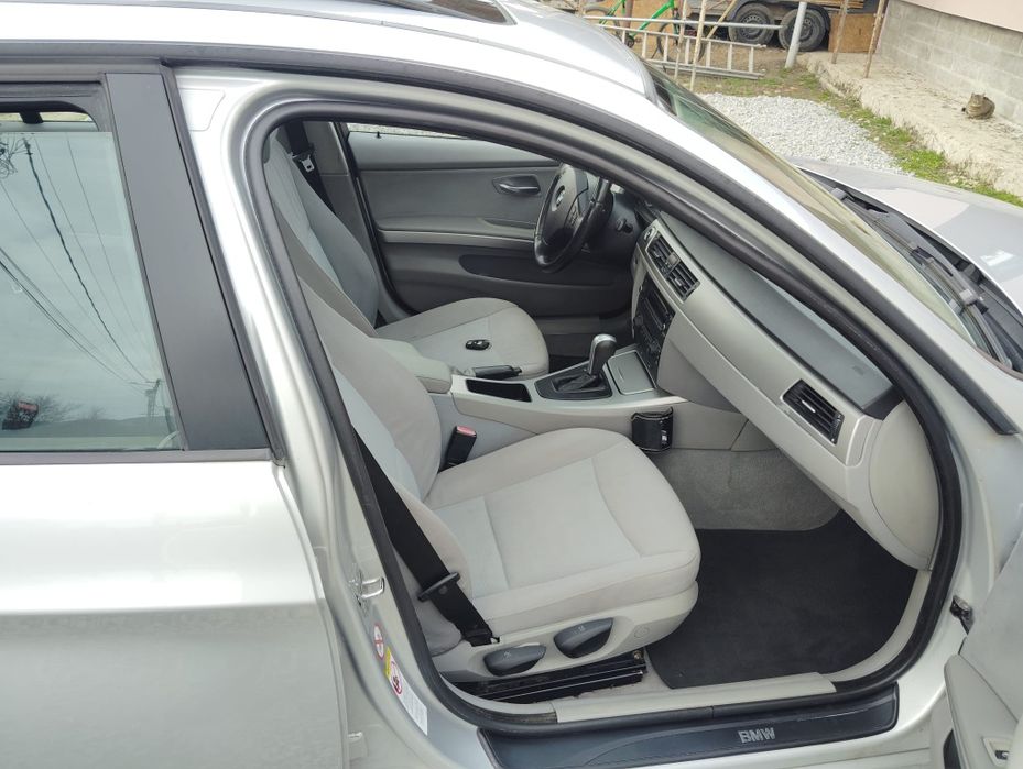 BMW Seria 3 (E90) Diesel - cutie automata - întreținută - acte Italia