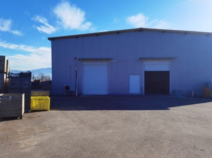 Продава се Промишлена сграда в с. Лозно, Област Кюстендил - 1400 кв.м за 729 €/кв.м - Снимка #2