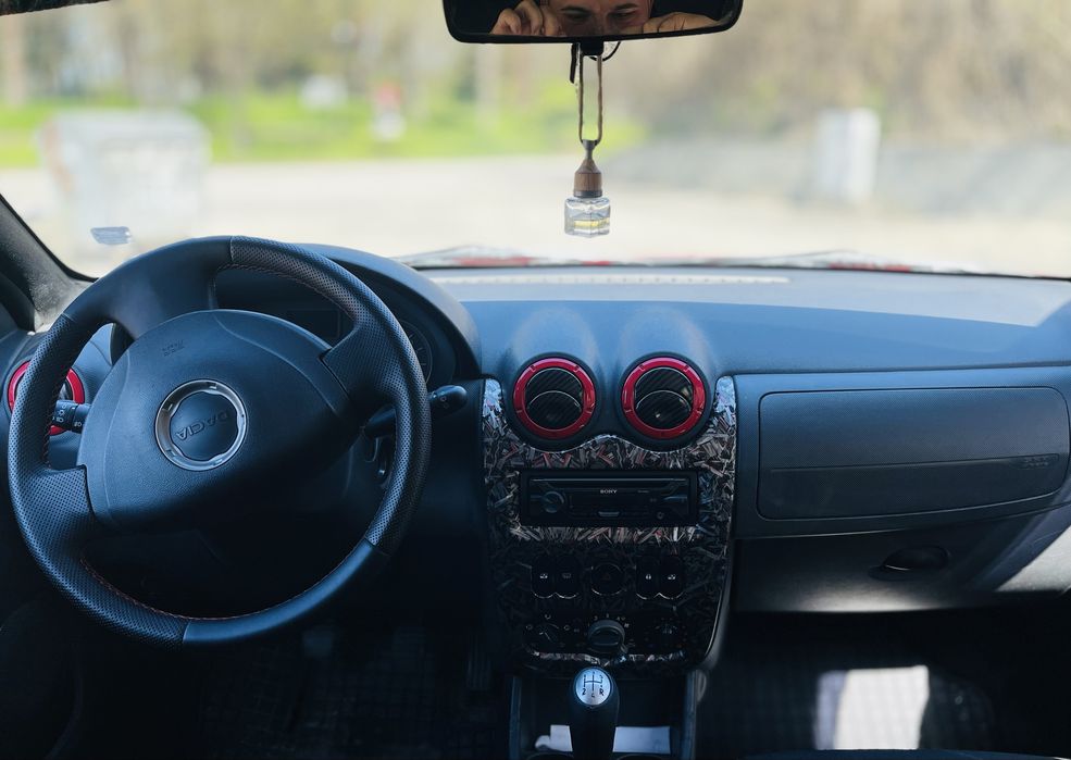 Dacia Sandero 1.6i STEPWAY