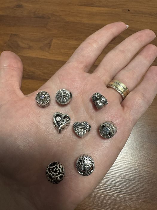 Bratara originala Pandora 21 cm cu 12 charmuri + lant de siguranta